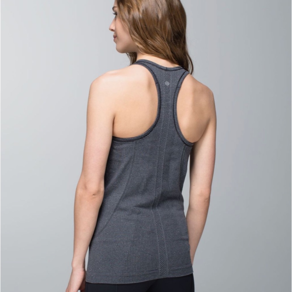 Lululemon Swiftly Tech Racerback - Picture 2 of 11